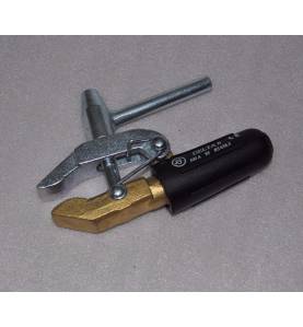 Pinza de tierra, abrazadera de tierra, terminal de tornillo 600A latón - MRS000054 - - 8028485134708 - 28,50 € -