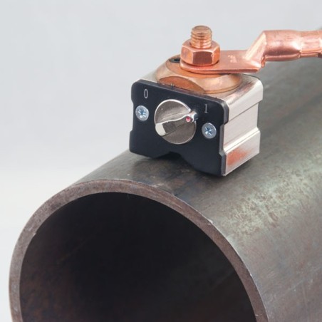 Herramientas manuales resistentes, base magnética de conexión a tierra PowerBase™: 300 A con un ciclo de trabajo del 60 %