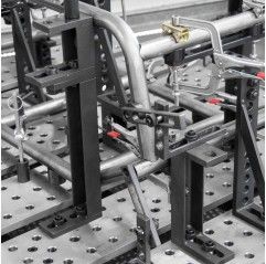 PLACAS DE SUJECIÓN Y TOPE ECONO BUILDPRO® (50 x 138 x 200 mm) PLACAS DE SUJECIÓN DE HIERRO CON RESORTE - T60210 (PU 1 ud.)