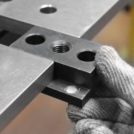 Adaptador de ranura en T BuildPro (2 piezas con orificios de Ø16 mm) - T60920